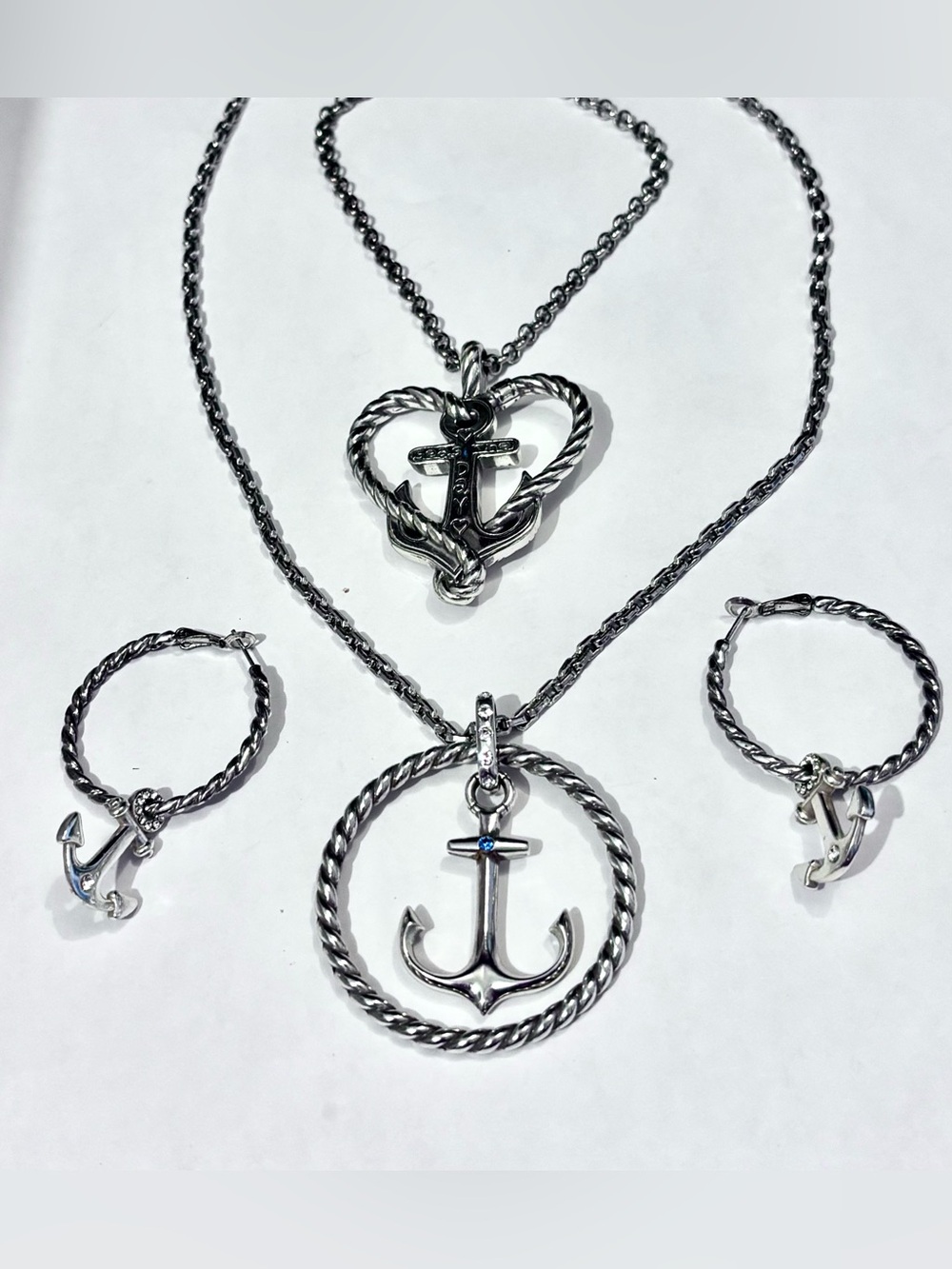 Brighton Twist Hoop Charm earrings Hold mini & regular charms Silver Retired - Picture 8 of 8